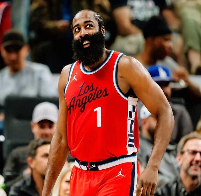  哈登新星爆冷表现惊艳，加拿大队未来可期！-九游会